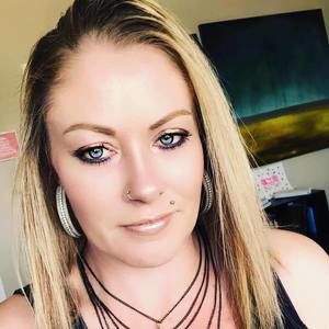 Meet your Posher, Justine